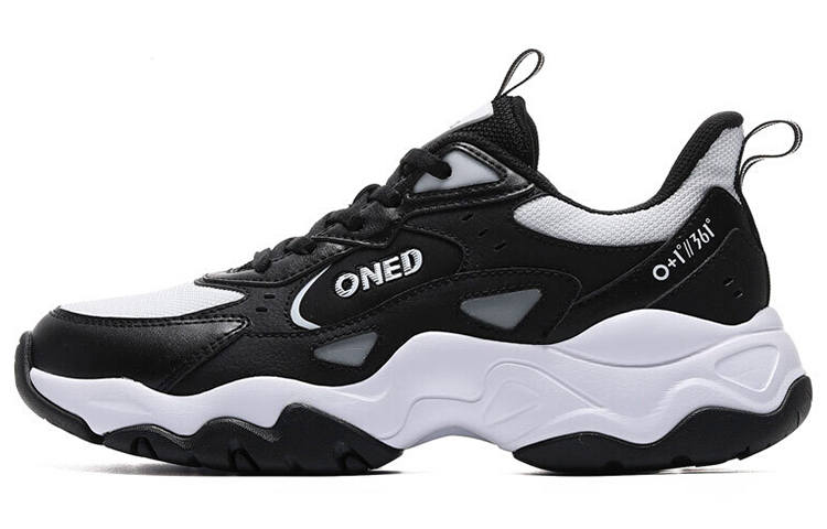 361° Chunky Sneakers Women's Low Top Black/White