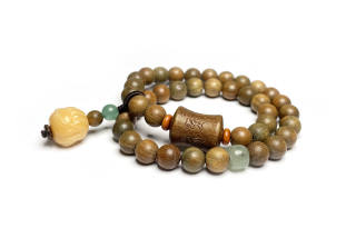 MOUNTAINS AND MANS White Jade Bodhi Beaded Bracelets Women's
