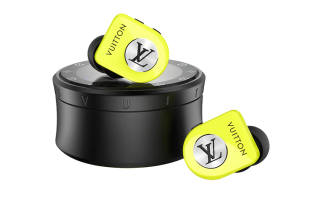LOUIS VUITTON QAB140 HORIZON 2 Wireless Headphones, Yellow In ear Passive Noise Cancellation Headphones
