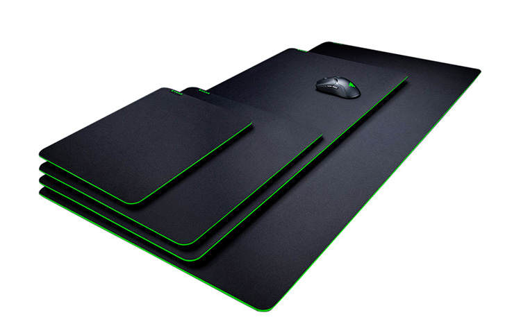 Razer Re Equipped Beetles V3 XXL Computers Gaming Slip Resistant Fabric Mouse Pads