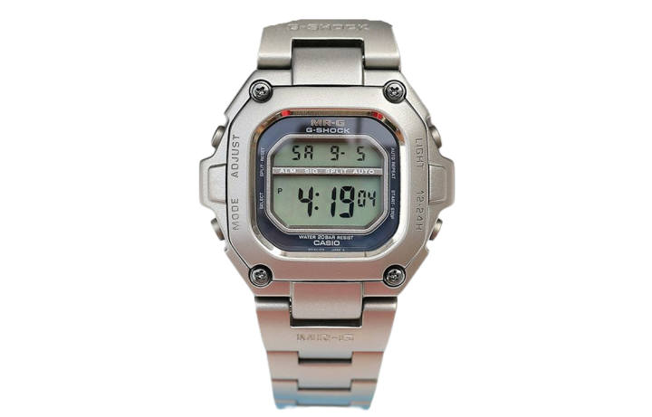 CASIO CASIO Men Gray Watch MRG-110TBN-2