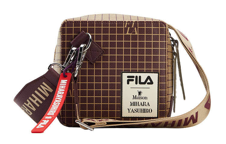 FILA Mihara Yasuhiro Collaboration Artificial Leather Crossbody Bag, Shoulder Bag Regular Unisex Khaki