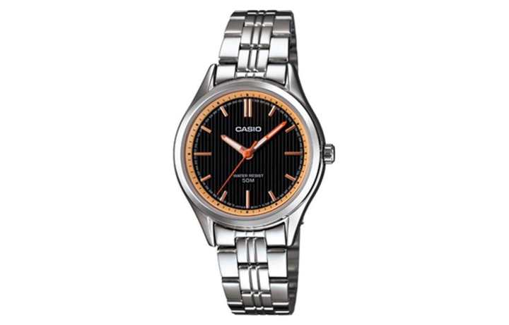 CASIO CASIO Women's Standard Series Black Watch LTP-E104D-1A