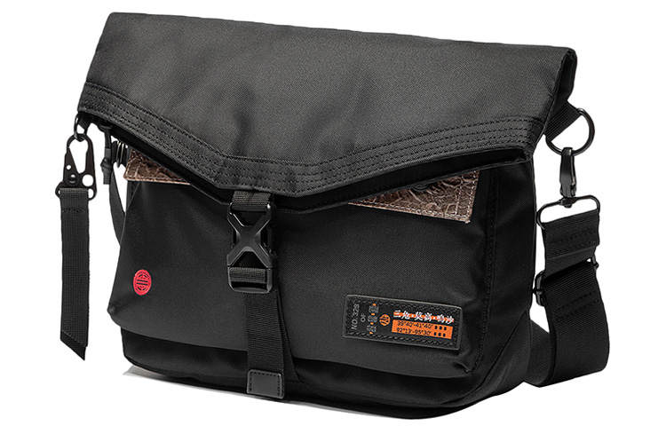 Li-Ning Li Ning CF Tracing Adjustable Strap Fabric Shoulder Bag, Crossbody Bag Unisex Black