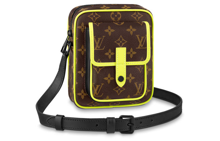 LOUIS VUITTON LOUIS VUITTON Christopher Wearable Wallet Florescent Yellow