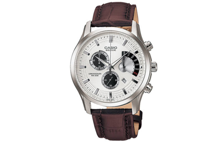 CASIO CASIO Men Standard Series White Watch BEM-501L-7AV