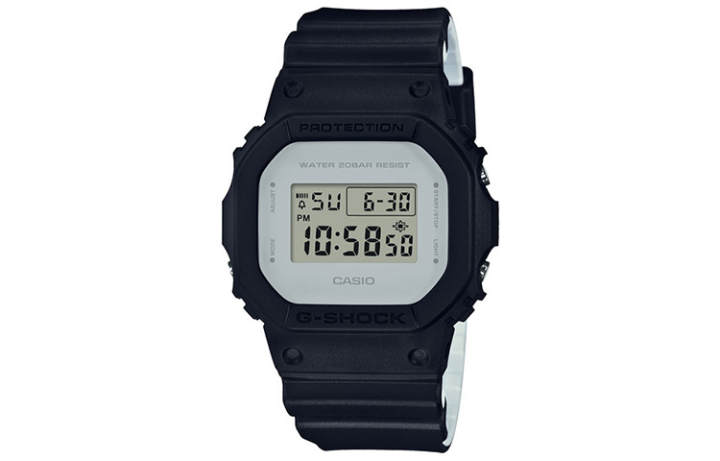 CASIO CASIO Men G-SQUAD Series White Watch DW-5600LCU-1
