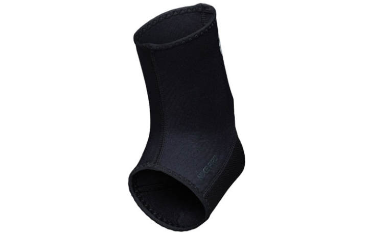 Nike Nike Nylon, Polyester, Thermoplastic Rubber, Silicone Wristbands Unisex Black