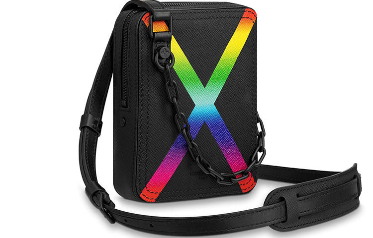 LOUIS VUITTON LOUIS VUITTON Danube Messenger Taiga Black/Rainbow