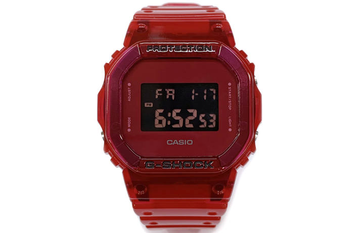 CASIO CASIO Women's G-SQUAD Series Red Watch DW-5600SB-4ER