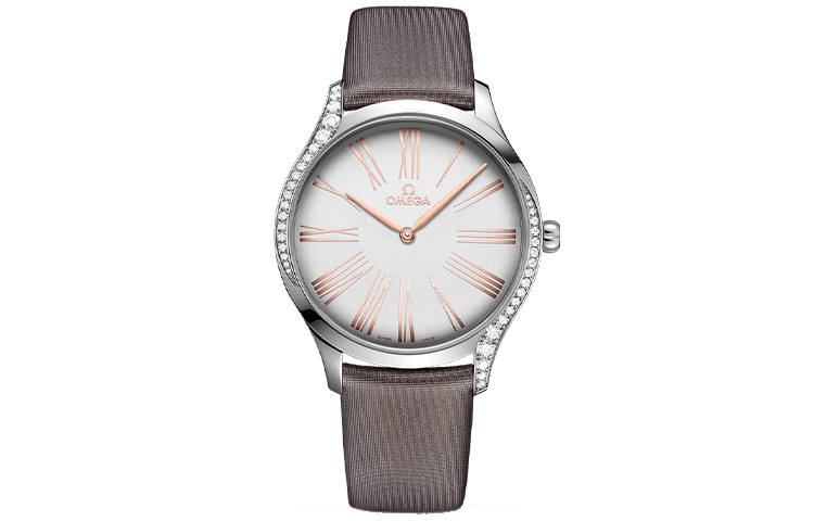 OMEGA UFO Collection Classic Quartz Movement Women's Watch 39mm Silver Dial Stainless Steel Case