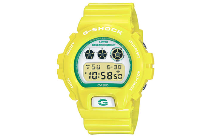 CASIO CASIO Men G-SQUAD Series White Watch DW-6900LR-9AJR