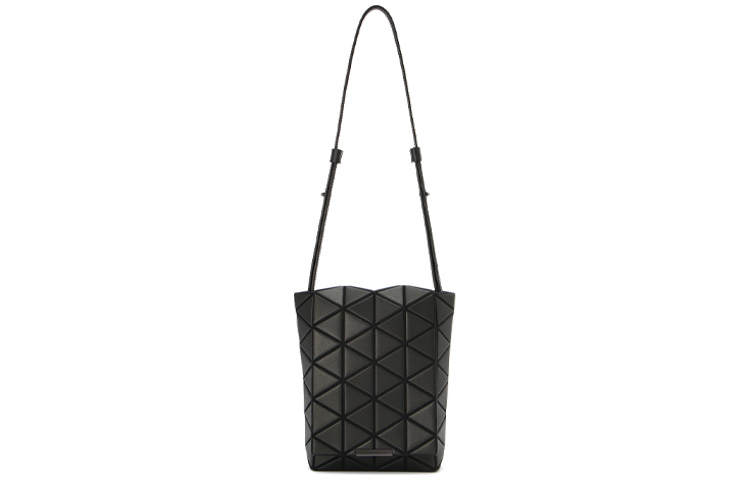 ISSEY MIYAKE Cow Leather Crossbody Bags Small Women's Black