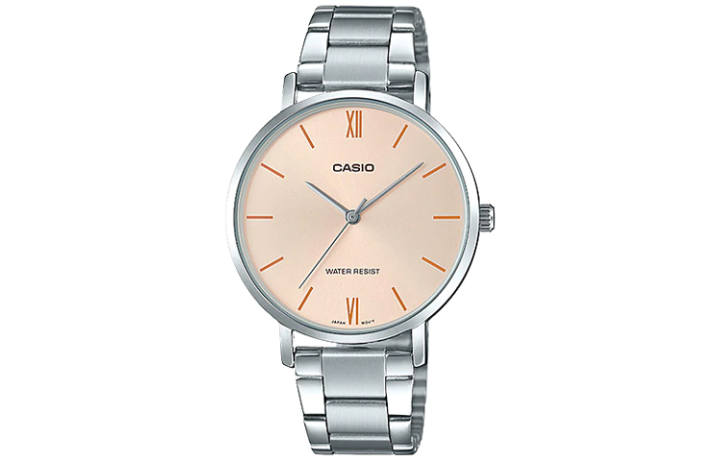 CASIO CASIO Women's Standard Series Gold Watch LTP-VT01D-4B
