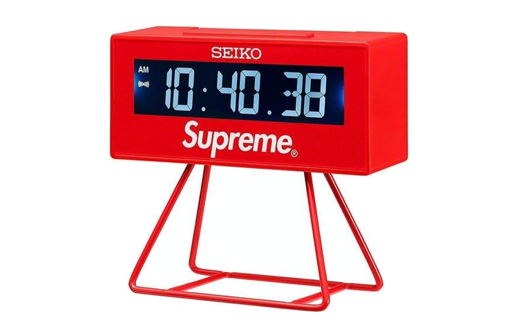 SEIKO SEIKO Electronic Movement Plastic Alarm Clock Unisex Red
