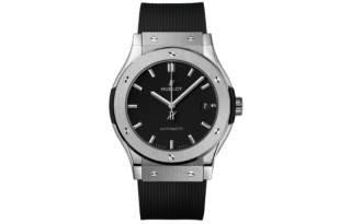 HUBLOT Classic Fusion 581NX1171RX