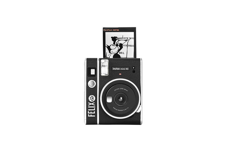 FUJIFILM Mini40 Felina Cat IP Collaboration Box, Vintage Edition Instant Cameras
