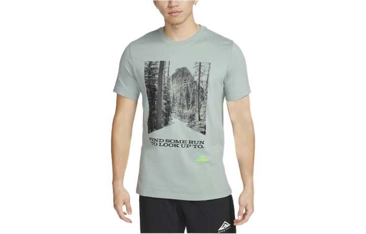 Nike Nike T Shirts Men's Green Crew Neck Moderate Straight Fit