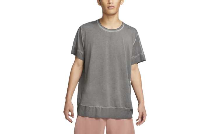 Nike Nike T Shirts Men's Gray Crew Neck Moderate Straight Fit