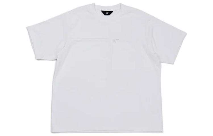 New Balance New Balance T Shirts Men's White Crew Neck Moderate Straight Fit