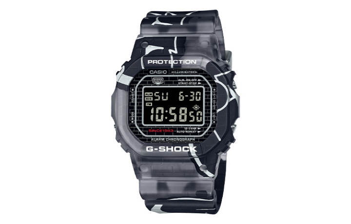CASIO CASIO Men G-SQUAD Series Black Watch DW-5000SS-1PR