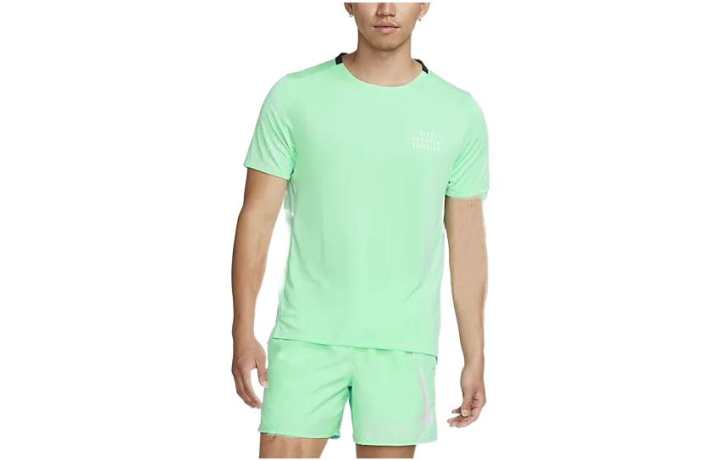 Nike Nike T Shirts Men's Bright Green Crew Neck Moderate Straight Fit
