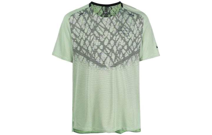 Nike Nike T Shirts Men's Green Crew Neck Moderate Straight Fit