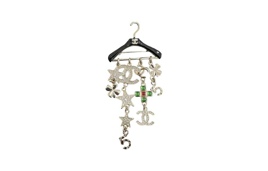 CHANEL Brooches Women's Gold/Black/Green/Red