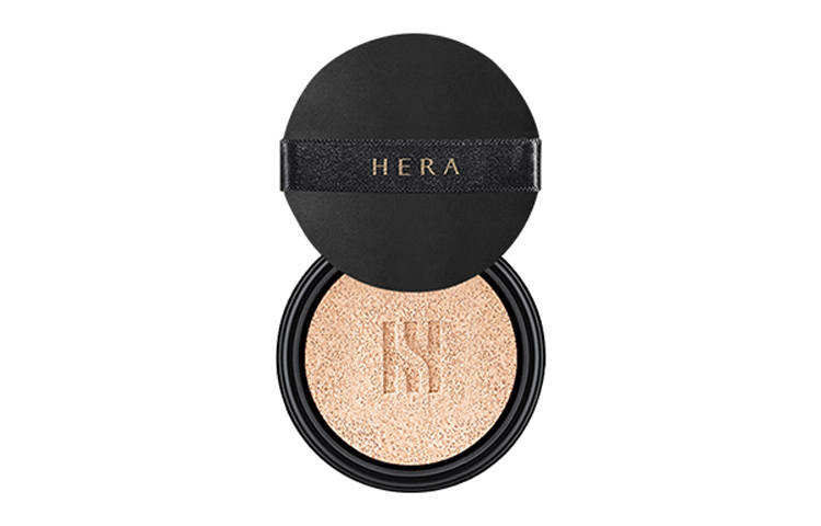 HERA Black Gold Refill Pack Air Cushions Oil Control Concealer Oily Skin, Dry Skin, And Normal Skin 15g