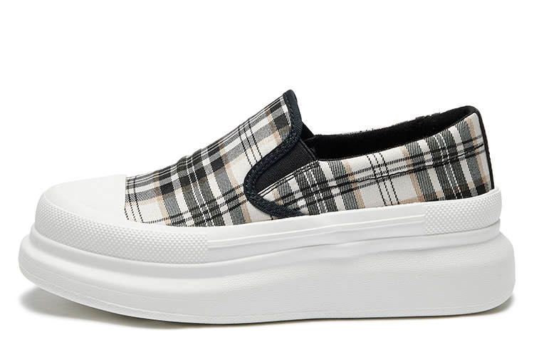 Joy&Mario Canvas Loafers Women's Black