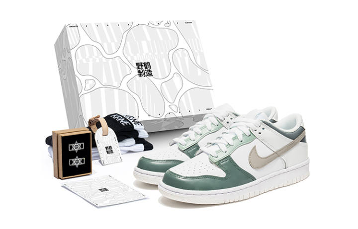 Nike Nike Dunk Low top Skateboard Shoes GS Turquoise Green Special Box Included