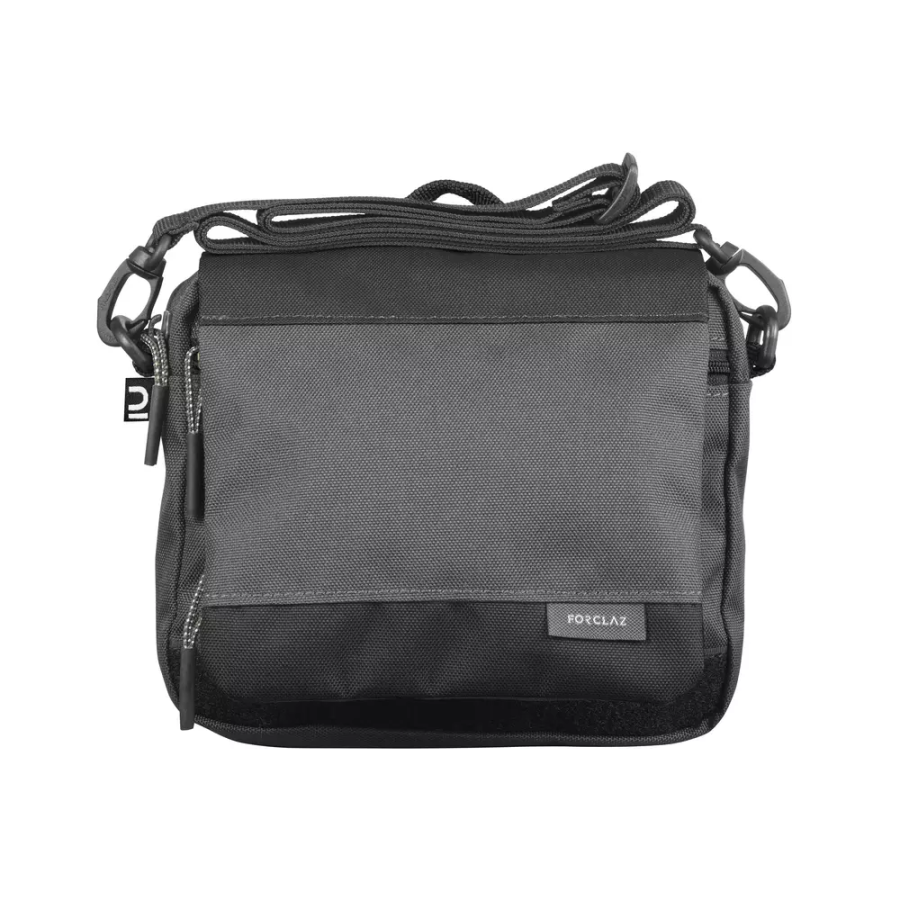DECATHLON 11L Outdoor Bags Polyester Black Unisex