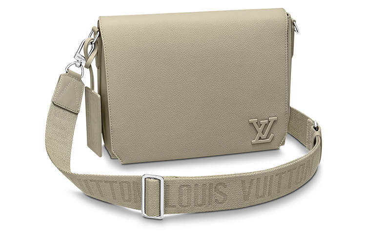 LOUIS VUITTON LOUIS VUITTON Takeoff Messenger