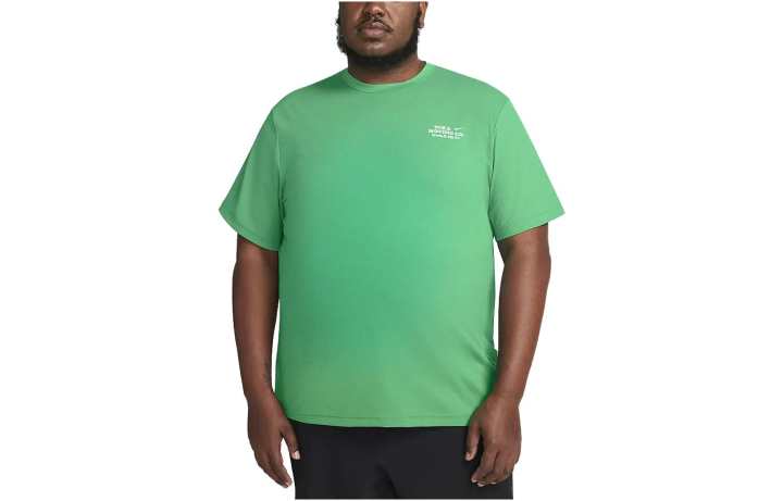 Nike Nike T Shirts Men's Green Crew Neck Moderate Straight Fit