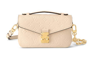 LOUIS VUITTON Pochette Metis Cow Leather Messenger Bag, Handbag Women's Cream