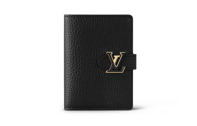 LOUIS VUITTON Lv None