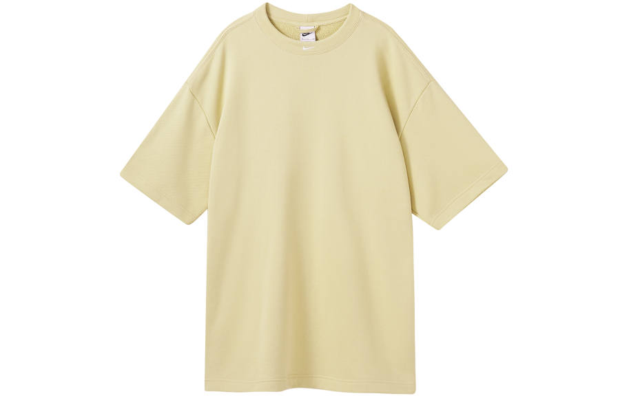 Nike Nike T Shirts Men's Gold Crew Neck Moderate Straight Fit