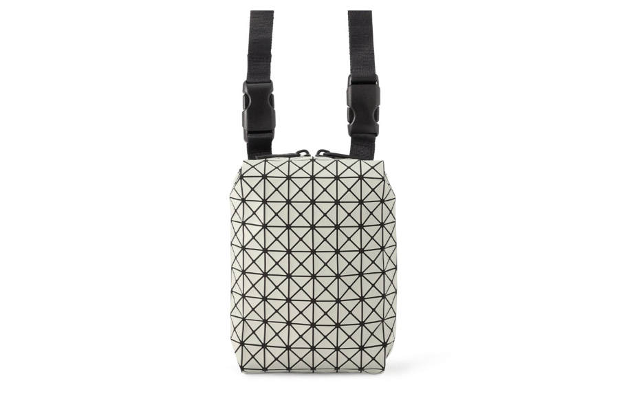 ISSEY MIYAKE Beetle Nylon Camera Bag, Shoulder Bag, Crossbody Bag Unisex Light Gray