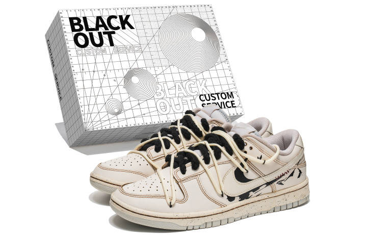 Nike Nike Dunk Low top Skateboard Shoes Women's White Brown