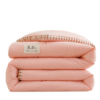 LACASA Synthetic Fiber Comforters