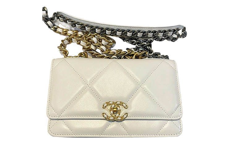 CHANEL 19BagWOC Sheepskin Chain Bag, Shoulder Bag, Crossbody Bag Women's White
