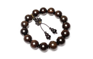 MOUNTAINS AND MANS Sandalwood Beaded Bracelets Unisex Sandalwood