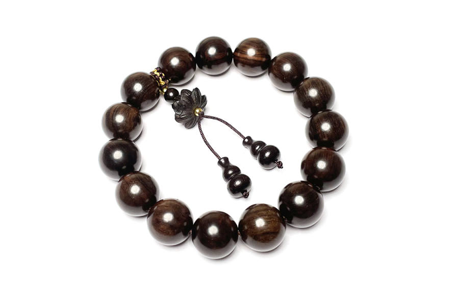 MOUNTAINS AND MANS Sandalwood Beaded Bracelets Unisex Sandalwood