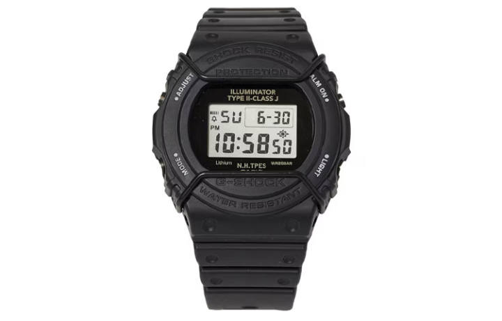 CASIO CASIO Unisex G-SQUAD Series Gray Watch DW-5700NH-1