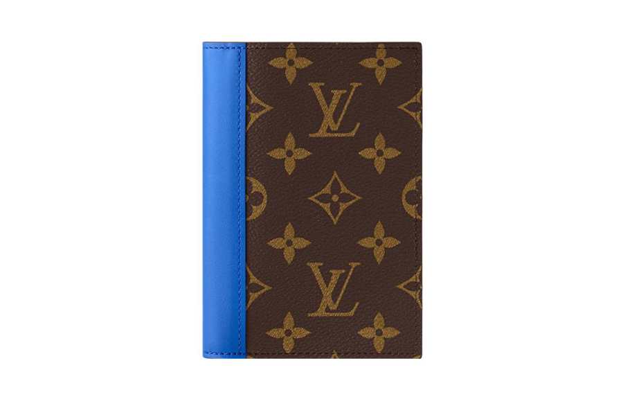 LOUIS VUITTON Colormania Coated Canvas With Cow Leather Passport Holder Men's Blue