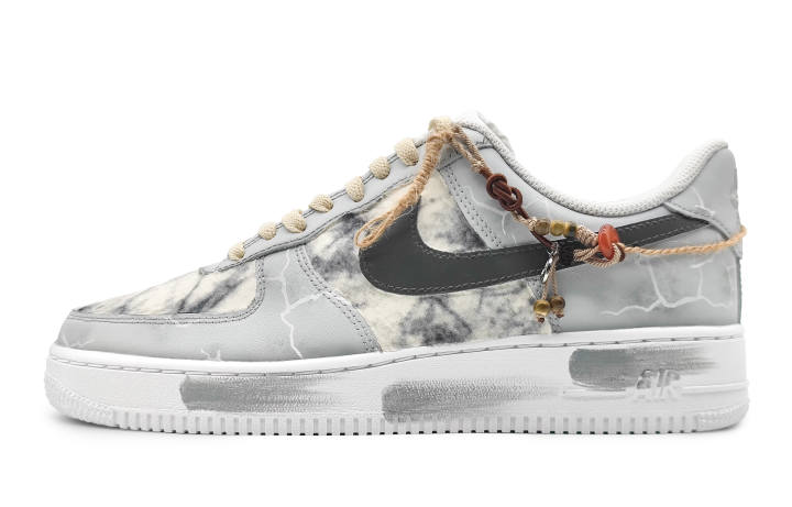 Nike Nike Air Force 1 Low top Skateboard Shoes GS Yellow Gray