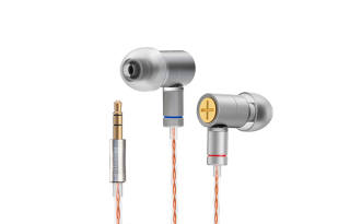 Astrotec Wired HIFI Gaming Music, Physical Soundproof, Comfortable Wear, Audio Synchronization In ear