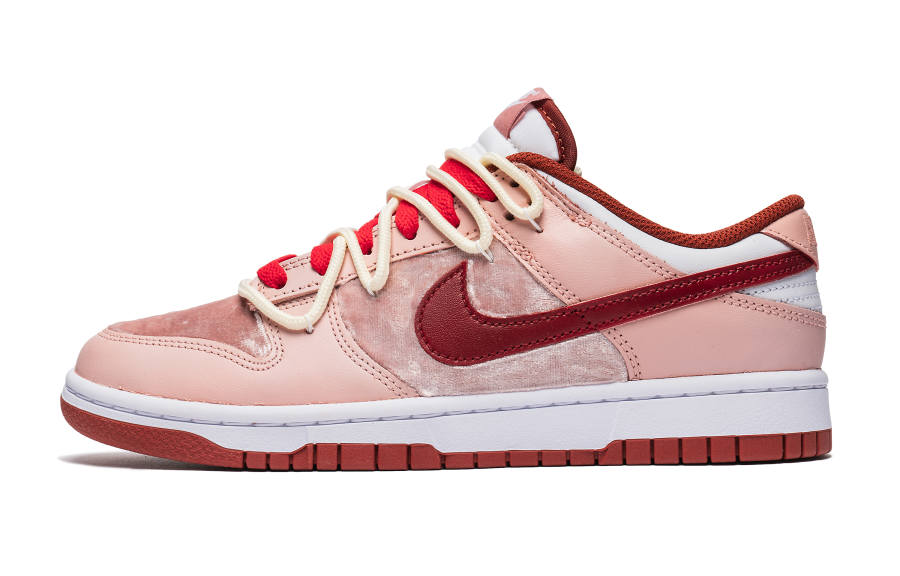 Nike Nike Dunk Low Velvet Deconstruction Low top Skateboard Shoes Women's Pink