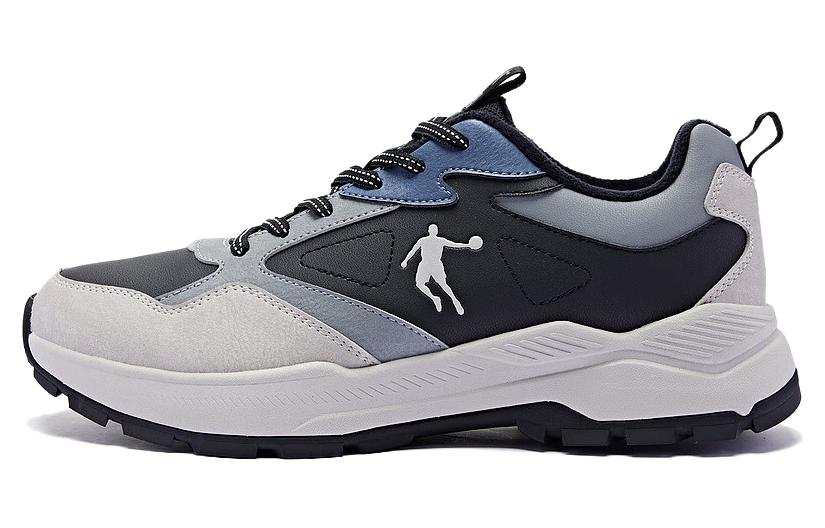 QIAODAN Abrasion Resistant Breathable Low top Running Shoes Men's Gray Black