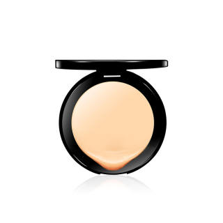 BH Nourishing Flawless Foundation Cream Long Lasting, Smudge Proof, No Transfer, Adherent, Non Cakey Evening Skin Tone